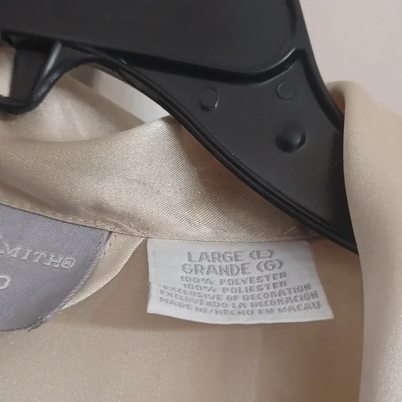 Jaclyn Smith Robe - Picture 6 of 8